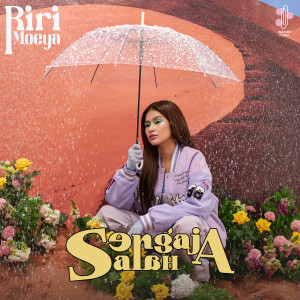 ดาวน์โหลดและฟังเพลง Sengaja Salah พร้อมเนื้อเพลงจาก Riri