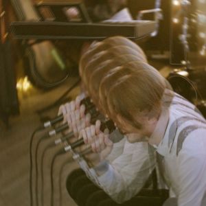 default playlist img