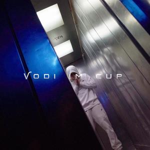 收聽BerlinerKollektiv®的VODI IM CUP (Explicit)歌詞歌曲