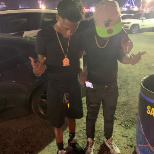 收聽RRRyimmy的Undertaker (feat. Boutmybag3x) (Explicit)歌詞歌曲