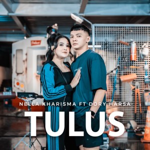 Dengarkan Tulus lagu dari Nella Kharisma dengan lirik