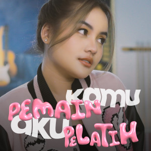 收听Avolia的Kamu Pemain Aku Pelatih歌词歌曲