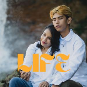 Dengarkan Life lagu dari U9 dengan lirik