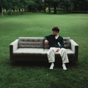 ดาวน์โหลดและฟังเพลง Invisible String พร้อมเนื้อเพลงจาก Gabe Watkins