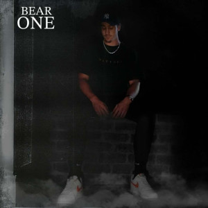 Album O n E oleh Bear