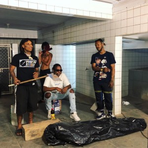 default playlist img