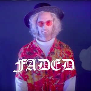 收听Fade On的Faded歌词歌曲