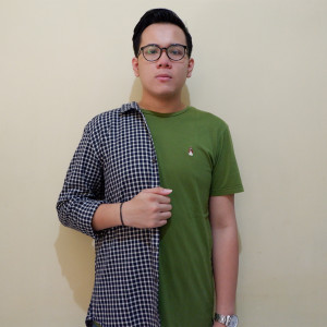收听Richard Adinata的Istimewanya Jogja歌词歌曲