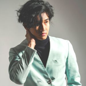 收聽Anrez Putra Adelio的Pakai Hatimu歌詞歌曲