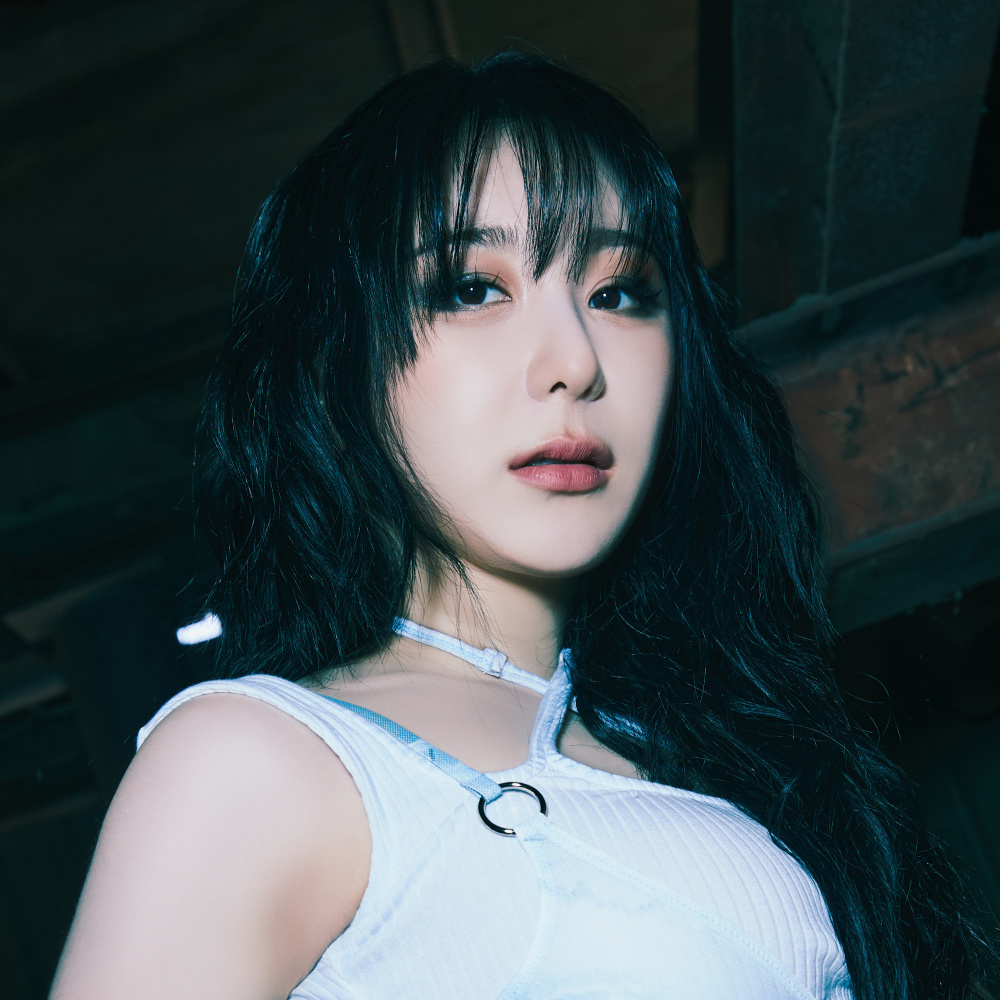 LEE CHAE YEON