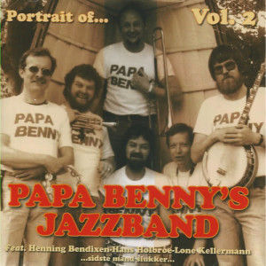收聽Papa Bennys Jazzband的Itu Itu歌詞歌曲