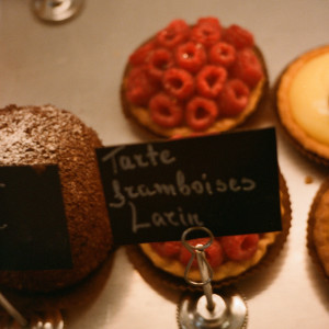 Larin的专辑Tarte Framboises