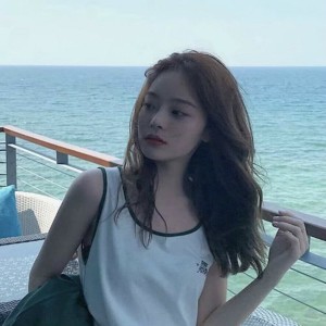 Listen to 你应该很快乐 (抖音原版) song with lyrics from 夏沐