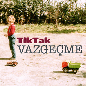 Listen to Yalan song with lyrics from Tiktak