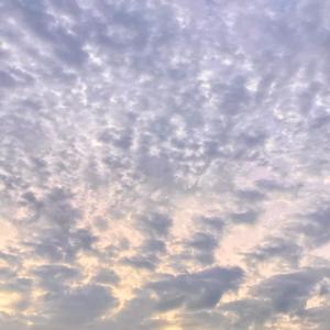 收聽Kattê的VALENTINE歌詞歌曲