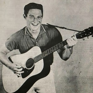Larry Donn ดาวน์โหลดและฟังเพลงฮิตจาก Larry Donn