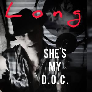 ดาวน์โหลดและฟังเพลง She's My D.O.C. พร้อมเนื้อเพลงจาก The Raspy Cowboy