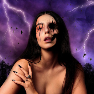 ดาวน์โหลดและฟังเพลง I Feel Like A God พร้อมเนื้อเพลงจาก DeathbyRomy
