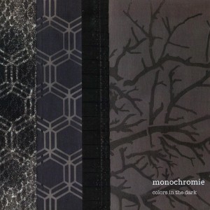 ดาวน์โหลดและฟังเพลง Childhood พร้อมเนื้อเพลงจาก Monochromie