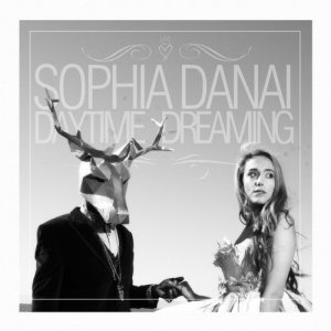 收聽Sophia Danai的Daytime Dreaming歌詞歌曲