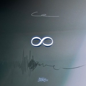 Listen to 8 (完整版) song with lyrics from 李宸旭