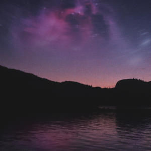 收聽JeniusDoesBeatz的soft light 2 (Explicit)歌詞歌曲