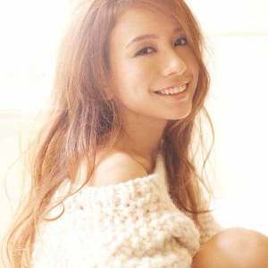 Dengarkan GO! GO! BABY lagu dari May J. dengan lirik