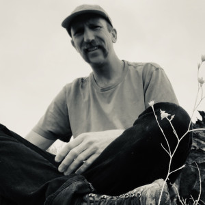 Dengarkan lagu Rest nyanyian Luke Kinney dengan lirik