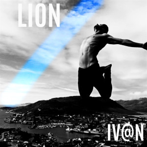 ดาวน์โหลดและฟังเพลง Lion พร้อมเนื้อเพลงจาก Iv@N