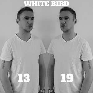 Dengarkan Savior lagu dari White Bird dengan lirik