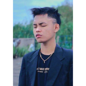 收听Yudha Putra的Mbekas歌词歌曲