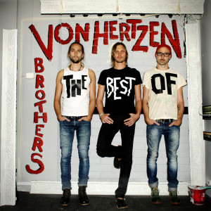 收聽Von Hertzen Brothers的In the End (Album Version)歌詞歌曲