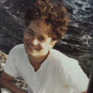 ดาวน์โหลดและฟังเพลง SymphonyRemix พร้อมเนื้อเพลงจาก Neil Buckingham
