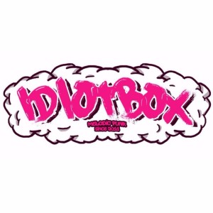 Dengarkan Tak Bisa Romantis lagu dari Idiotbox dengan lirik
