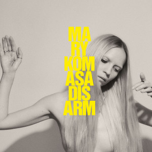 ดาวน์โหลดและฟังเพลง Degenerate Love พร้อมเนื้อเพลงจาก Mary Komasa