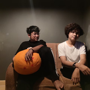 Listen to เพื่อน (ไม่ได้เรื่อง) song with lyrics from Tulipmoon