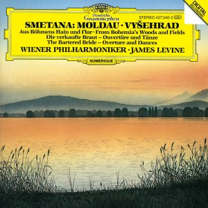 ดาวน์โหลดและฟังเพลง Overture (Live) พร้อมเนื้อเพลงจาก Vienna Philharmonic Orchestra