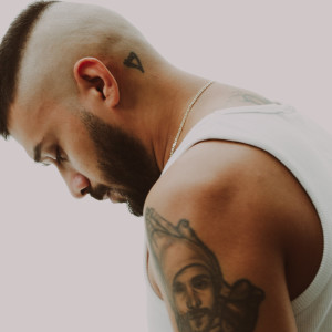 Listen to Bırak Öyle Kalsın song with lyrics from Murda