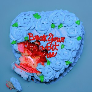 收聽Crimson Apple的Break Your Heart Worse歌詞歌曲