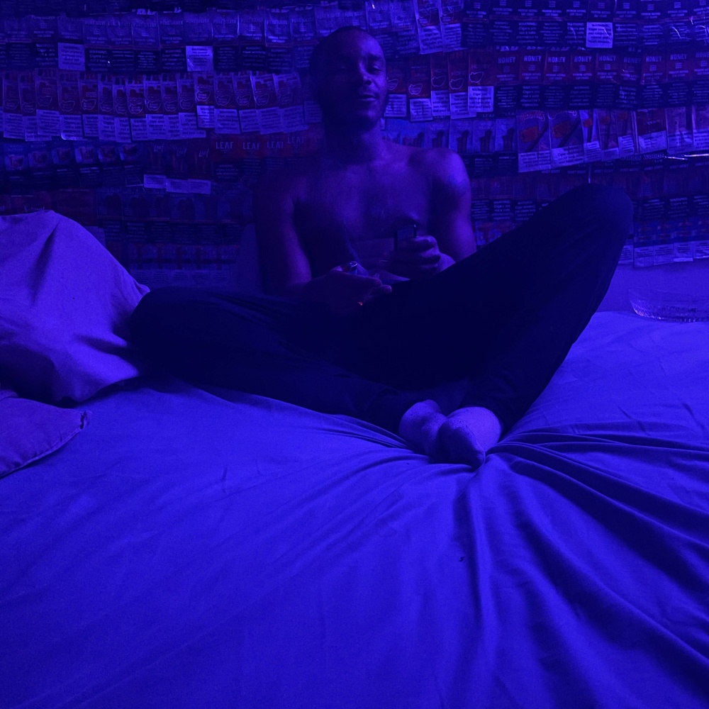 Just wait a minute (feat. Loyalty) (Explicit)