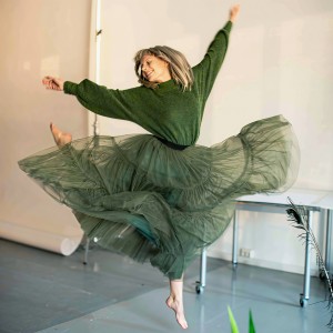 收聽Aurora的Forgotten Love歌詞歌曲