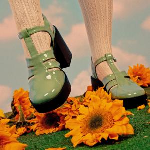 ดาวน์โหลดและฟังเพลง Is It Worth It Now? พร้อมเนื้อเพลงจาก Jordana