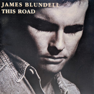 ดาวน์โหลดและฟังเพลง I Don't Fight Anymore พร้อมเนื้อเพลงจาก James Blundell