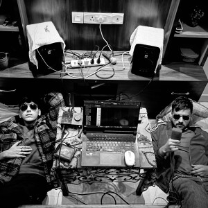 default playlist img