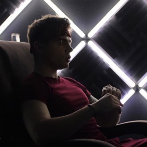 Dengarkan lagu Vibe me (Explicit) nyanyian NzT dengan lirik