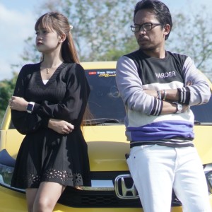 Dengarkan Emas Hantaran lagu dari Esa Risty dengan lirik