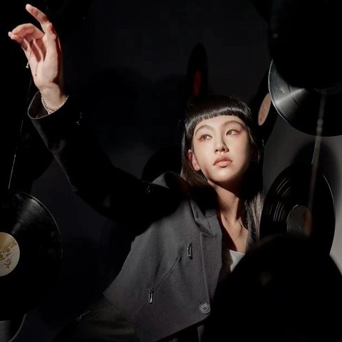 Gigi 炎明熹