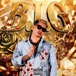 Listen to Versace (feat. MOBB & Malcolm) (Explicit) song with lyrics from Sonoya