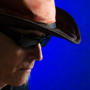 收聽MIchael Turner's CommonZenZ的In the End歌詞歌曲