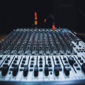 Dengarkan Cek Sound Kendangnya Bikin Nagih Lurr lagu dari Om tabitha group dengan lirik